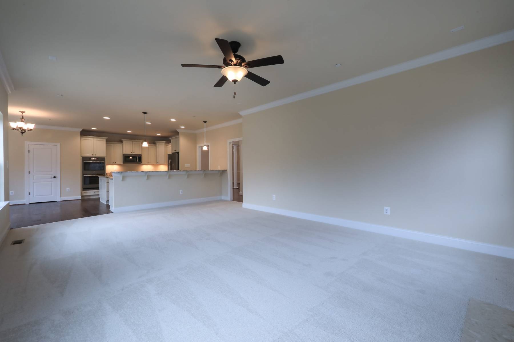 Family Room to Kitchen